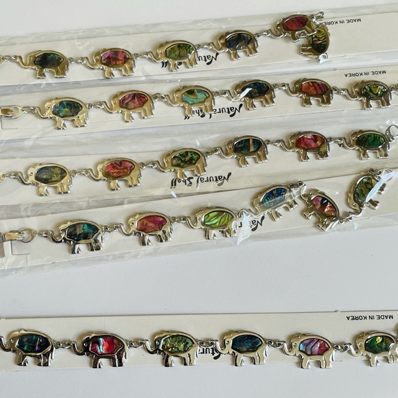 👋 3/$15 FASHION JEWELRY Elephant Bracelet NWT - Picture 3 of 5